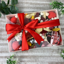 Load image into Gallery viewer, Father’s Day Manchester Utd Sweet Box