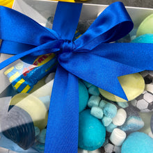 Load image into Gallery viewer, Happy Father's Day Personalised Luxury Sweet Box