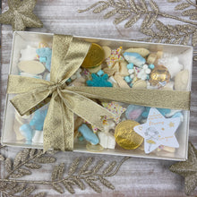 Load image into Gallery viewer, Luxury Christmas Mum Sweet Box