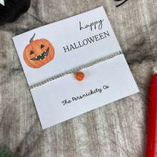 Load image into Gallery viewer, Happy Halloween Pumpkin Beaded Bracelet