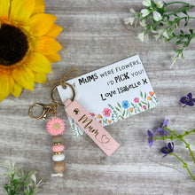 Load image into Gallery viewer, Personalised Mum Keyring Gift for Mother’s Day