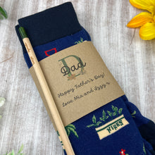 Load image into Gallery viewer, Gardening Design Socks With Plantable Pencil!