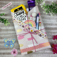 Load image into Gallery viewer, Blind Date With A Book - Romance Edition-The Persnickety Co