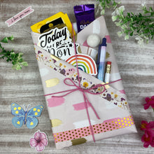 Load image into Gallery viewer, Blind Date With A Book - Romance Edition