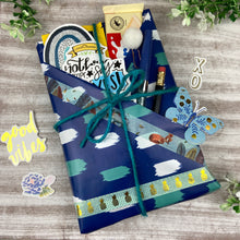 Load image into Gallery viewer, Blind Date With A Book - Crime, Thrillers & Mystery Edition