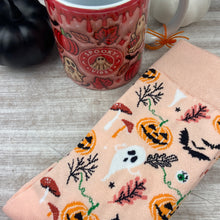 Load image into Gallery viewer, Pink Spooky Vibes Halloween Mug