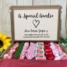 Load image into Gallery viewer, Special Auntie - Heart Sweet Box

