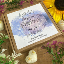 Load image into Gallery viewer, Wax Melt Heart Box Aunties Like You