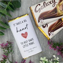 Load image into Gallery viewer, 'It Takes A Big Heart To Help Shape Little Minds' Personalised Teacher Chocolate Bar