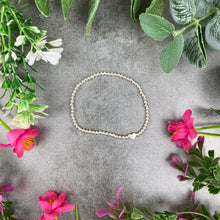 Load image into Gallery viewer, Personalised Valentine's Day Love Heart Beaded Bracelet