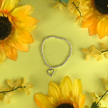 Load image into Gallery viewer, Happy Mother's Day To A Special Auntie Beaded Charm Bracelet-7-The Persnickety Co