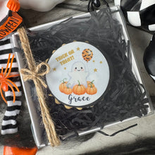 Load image into Gallery viewer, Personalised Cute Ghost Halloween Biscuit
