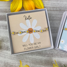 Load image into Gallery viewer, Flower Girl Daisy Chain Bracelet
