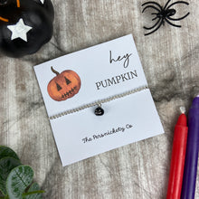 Load image into Gallery viewer, Hey Pumpkin Beaded Bracelet
