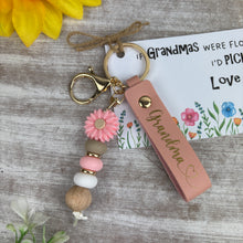 Load image into Gallery viewer, Personalised Mother’s Day Flower Keyring
