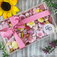 Load image into Gallery viewer, Mother&#39;s Day Personalised Luxury Sweet Box
