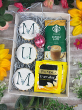 Load image into Gallery viewer, Mum Biscuit Box
