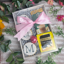 Load image into Gallery viewer, Mum Biscuit Box-The Persnickety Co
