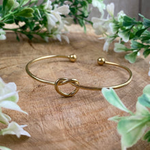 Load image into Gallery viewer, I Couldn&#39;t Tie The Knot Without You Knot Bangle-4-The Persnickety Co
