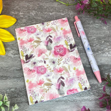 Load image into Gallery viewer, A6 White flower Pad and Pen Set
